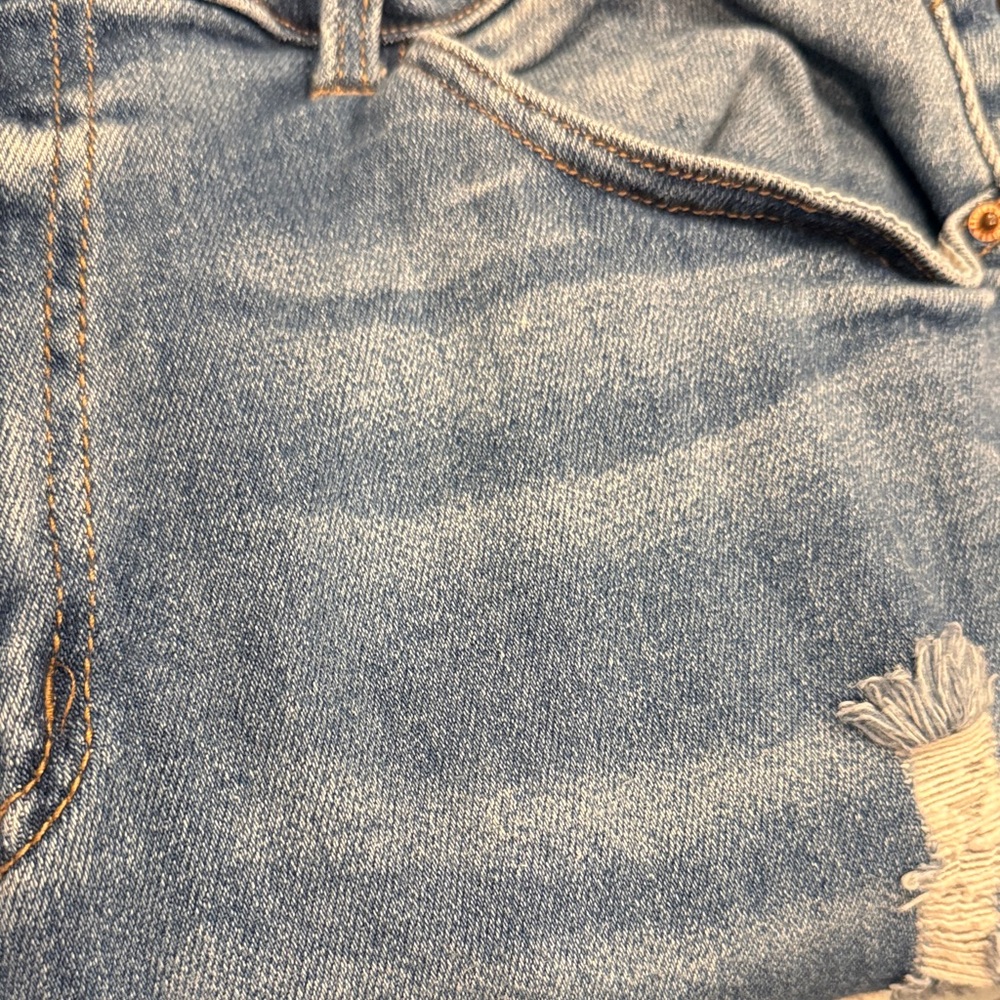 Wax Jean Light Blue Distressed Denim